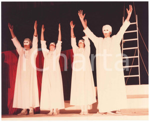 Fotografia d epoca originale 1986 TEATRO GRUPPO PALCOSCENICO Saronno  Via Crucis Foto di scena 2 1