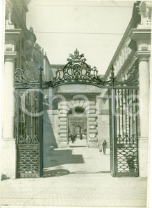 Fotografia d epoca originale 1930 CITTA  DEL VATICANO Nuova cancellata all ingresso di SANT ANNA Fotografia 1
