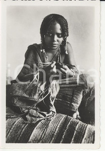Fotografia d epoca originale 1935ca A.O.I. ETIOPIA Ritratto di giovane donna etiope VERA FOTO cm 9X5,8 1