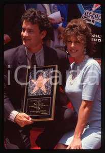 Fotografia d epoca originale Tom HANKS e Rita WILSON  WALK OF FAME HOLLYWOOD 1992 35 mm vintage slide 7 1