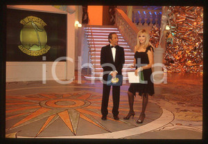Fotografia d epoca originale Amanda LEAR Marco BALESTRI Il brutto anatroccolo 1998 35 mm vintage slide 11 1