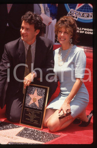 Fotografia d epoca originale Tom HANKS e Rita WILSON  WALK OF FAME HOLLYWOOD 1992 35 mm vintage slide 10 1