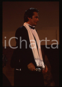 Fotografia d epoca originale Alain DELON  TEATRO GRECO TAORMINA 1989 35 mm vintage slide 3 1