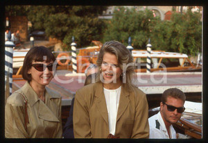 Fotografia d epoca originale Candice BERGEN  Cinema VENEZIA 1987  Arrivo al Lido 35mm vintage slide 4 1