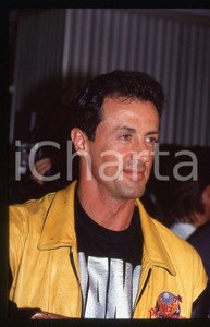 Fotografia d epoca originale Sylvester STALLONE  PLANET HOLLYWOOD LONDRA 1993 35 mm vintage slide 12 1
