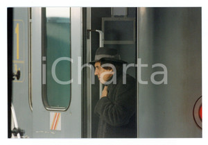 Fotografia d epoca originale 1994 FERROVIE DELLO STATO Adriano CELENTANO Backstage spot  Foto 15x10 cm 39 1