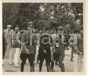 Fotografia d epoca originale 1944 ? RSI PADOVA Evento militare  Ufficiali PNF al parco  Foto 13x12 cm 1