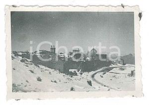 Fotografia d epoca originale 1918 ? WW1 ZONA DI GUERRA Edificio di montagna distrutto  Foto 6,5x4,5 cm 1