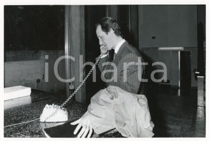 Fotografia d epoca originale 1985 ca ITALIA  COSTUME Jody VENDER al telefono  Foto 25x20 cm 1