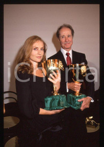 Fotografia d epoca originale 1985 ca Isabelle HUPPERT Don AMECHE Mostra VENEZIA 35 mm vintage slide 3 1