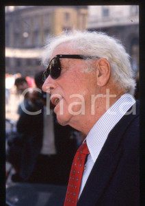 Fotografia d epoca originale 1988 MILANO Burt LANCASTER in Piazza della Scala  35 mm vintage slide 18 1