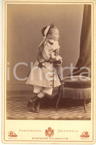 1890 ca MILANO Bambina in abito a quadretti - Ritratto *Foto MONTABONE 10x15 Fotografia originale d'epoca, su cartoncino rigido. FOTOGRAFO: Montabone di C. Marcozzi - Milano GOOD/buono  Formato: 10x15 cm originale e autentica 1
