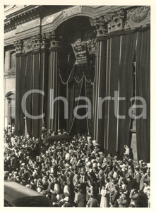1953 MILANO Chiesa S. Alessandro - Funerali attore Ruggero RUGGERI *Foto (10) Fotografia originale d'epoca. FAIR/discreto lievi graffi; residui cartacei al verso; difetti di stampa Formato: 18x24 cm originale e autentica 1