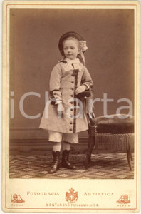 1875 ca MILANO Elisa BRONZETTI figlia del garibaldino Oreste *Foto MONTABONE 1 Fotografia originale d'epoca, su cartoncino rigido, che ritrae la bambina figlia del patriota e garibaldino Oreste Bronzetti.FOTOGRAFO: Montabone di C. Marcozzi - Milano FAIR/discreto lieve macchia al lato inferiore Formato: 11x16 cm originale e autentica 1