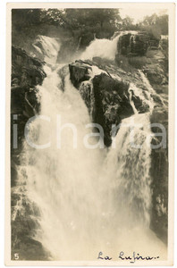 1930 ca CONGO BELGE - Rivière LUFIVA - Photo Léopold GABRIEL n° 5 (2) Fotografia originale d'epoca, in formato cartolina postale.FOTOGRAFO: L&eacute;opold Gabriel - Panda - Katanga  GOOD/buono ma residuo cartaceo al verso Formato: 9x14 cm originale e autentica 1