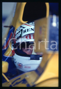 Nigel MANSELL su WILLIAMS FW14B - FORMULA 1 GP MONZA 1992 35 mm vintage slide 3 Diapositiva d'epoca, in formato 35 mm.CONDIZIONI: GOODE' severamente vietata la riproduzione. Tutti i diritti sono riservati.Nella diapositiva ICharta mette in vendita, sul negozio eBay e in esclusiva sul sito "icharta" il proprio archivio composto da numerose diapositive e negativi fotografici d'epoca, tutti originali e autentici, che attraversano la storia del costume italiano tra gli la fine degli anni Sessanta e Novanta.Si tratta di uno sguardo inedito sull'attualità , la politica, la vita quotidiana, il gossip e la cultura, che fotografa il cambiamento della nazione in quest'ultimo scorcio del XX secolo. Un'occasione unica per il mercato del collezionismo, che vede finalmente disponibile un archivio eccezionale per vastità , tematiche e condizioni, in un settore (il negativo fotografico e la diapositiva) di assoluta novità  e dalle interessanti prospettive di investimento.  GOOD/buono   originale e autentica 1