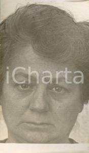 1924 ROMA Ritratto di Elvira MENICHINI *Fotocartolina Luigi GREA (1) Fotografia originale d'epoca, in formato cartolina postale.Si tratta di uno scatto realizzato da un fotografo amatoriale, Luigi "Gigi" Grea, funzionario delle ferrovie.  GOOD/buono  Formato: 9x14 cm originale e autentica 1