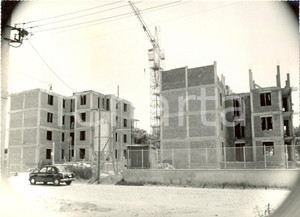 Fotografia d'epoca originale 1955 ca VIGEVANO (PV) Costruzione edifici popolari Quartiere PIETRASANA *Foto 1