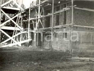 Fotografia d'epoca originale 1950 ca MORTARA (PV) Impalcatura per costruzione alloggi popolari *Fotografia 1