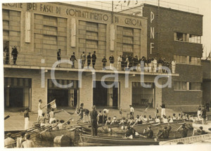 1935 GENOVA Inaugurazione Casa del Giovane Fascista con Achille STARACE *Foto Fotografia originale d'epoca, con didascalia manoscritta. FAIR/discreto margini rifilati Formato: 16x12 cm originale e autentica 1