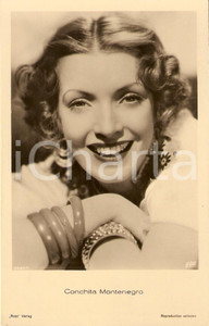 Cartolina originale da collezione 1930 ca CINEMA Conchita MONTENEGRO Portrait with bracelets *Postcard 1 1