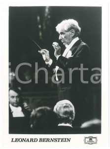 Fotografia d epoca originale 1980 ca MUSICA Leonard BERNSTEIN dirige un orchestra  Foto 17x24 3 1