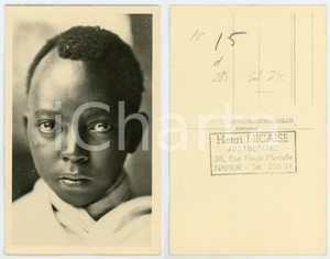 1930 ca C. ZAGOURSKI «L'Afrique qui » RUANDA - Enfant Mutudzi *Postcard  Fotocartolina postale d'epoca, appartenente alla serie &laquo;L'Afrique qui dispara&icirc;t&raquo; del fotografo Casimir Zagourski (L&eacute;opoldville).Non viaggiata.Al verso timbro: "Henri Nicaise Photographe - Namur"CONDIZIONI: GFORMATO: 9x14 cm    originale e autentica 1