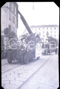 Fotografia d epoca originale 1915ca MILANO Corteo carnevalesco 2 NEGATIVO ORIGINALE 1