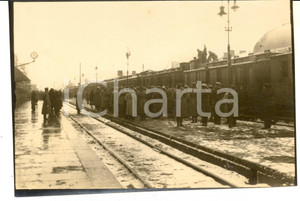 Fotografia d epoca originale 1920 VARSAVIA Spedizione italiana  Arrivo contingente alla stazione Foto 2 1