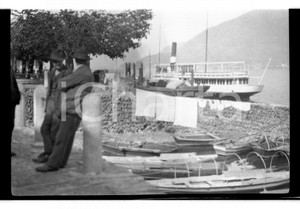 Fotografia d epoca originale 1925 CADENABBIA CO Battello e barche nel porticciolo NEGATIVO ORIGINALE 1
