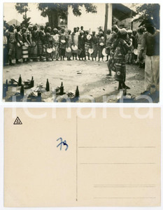 1940 ca AFRICA CONGO BELGA Distribuzione di viveri -Donne in fila *Foto 14x9 cm  Fotografia originale d'epoca, in formato cartolina postale.Numero a pennarello al verso (79).  GOOD/buono  FORMATO: 14x9 cm originale e autentica 1