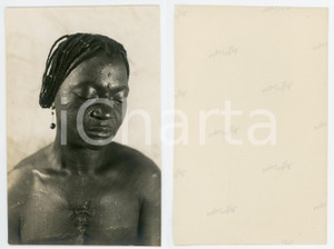 1950 ca CONGO BELGA Giovane donna indigena - Scarificazione viso *Foto (1)  Fotografia originale d'epoca.  GOOD/buono  FORMATO: 9x14 cm originale e autentica 1