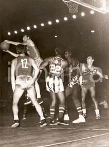 Fotografia d epoca originale 1952 MILANO OLIMPIA Borletti vs HARLEM GLOBETROTTERS  Foto 2 1