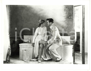 1987 CINEMA - THE BELLY OF AN ARCHITECT Chloe WEBB Lambert WILSON (2) Fotografia di agenzia. CONDIZIONI: GFORMATO: 25x20 cm     originale e autentica 1