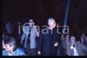 Fotografia d epoca originale Giorgio ARMANI e Claudia CARDINALE  CINEMA 1990 ca 35 mm vintage slide 4 1