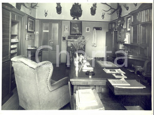 1940 ca MILANO Via Quadronno 9 - Studio Theodor MOHWINCKEL senior - Foto (1) Fotografia d'epoca, con didascalia dattiloscritta al verso.CONDIZIONI: GFOTOGRAFO: Dario Gatti - MilanoFORMATO: 24x18 cm     originale e autentica 1