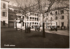 Cartolina originale da collezione 1950 ca ROMAGNANO SESIA NO COLLEGIO CONVITTO CURIONI Cortile Interno 2 1