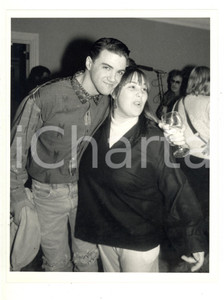 1988 NEW YORK - Gli attori Ricki LAKE Michael St. GERARD a un party (1) - Foto Fotografia di agenzia.CONDIZIONI: GFORMATO: 18x24 cm     originale e autentica 1