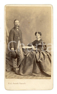Fotografia d epoca originale 1890 ca VENEZIA Marito e moglie  Foto Fratelli Giuseppe e Luigi VIANELLI  CDV 1