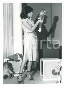 Fotografia d epoca originale 1977 RESCALDINA TEATRO  GRUPPO PALCOSCENICO Flavia e le sue bambole Foto 25 1