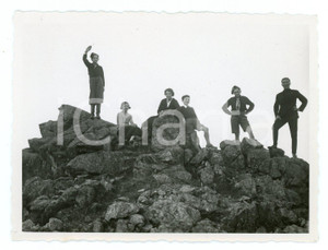 Fotografia d epoca originale 1934 VIÙ  VALLI DI LANZO Due balilla scalano i monti di BERTESSENO Foto 11x9 cm 1