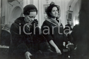 Fotografia d epoca originale 1960 MADRID LAS CALATRAVAS Fabiola del BELGIO con la madre Blanca DE ARAGON 3 1