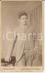 Fotografia d epoca originale 1890 ca LONDON Famiglia DELLA CASA  Ritratto di adolescente Foto LOUIS CDV 1