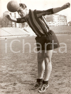 Fotografia d epoca originale 1952 MILANO Arena INTER Calcio Colpo di testa di Ivano BLASON Fotografia 1