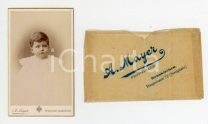 1895 NEUNKIRCHEN Viktor URBAUER Portrait CDV Photo ANTON MAYER 6x10 cm  Fotografia d'epoca, montata su cartoncino rigido.Con velina di protezione. CONDIZIONI:FAIR/discreto Lievi bruniture, strappi alla velinaFORMATO: 6x10 cm originale e autentica 1