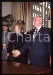 Fotografia d epoca originale 35mm vintage slide 1995 SESTO SAN GIOVANNI Michail GORBACHEV Raissa 26 1