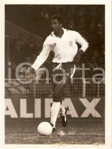 Fotografia d epoca originale 1978 INGHILTERRA vs CECOSLOVACCHIA Viv ANDERSON debutta in nazionale Foto 1
