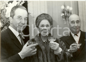 Fotografia d epoca originale 1962 PARIS Elvire POPESCO Maurice DRUON e Alfred PASQUALI LA CONTESSA 3 1