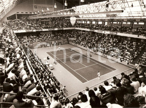 Fotografia d epoca originale 1981 MILANO Centro per sport e ricreazione Match TENNIS Panoramica FOTO 1