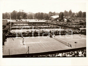 Fotografia d epoca originale 1980 ca INGHILTERRA Tennis WIMBLEDON Pubblico assiste ai match Panoramica 1